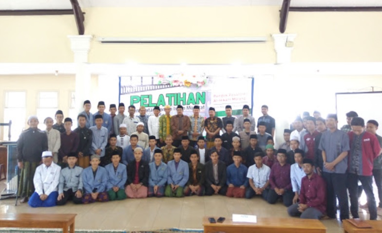 Pesantren Mahasiswa di Malang